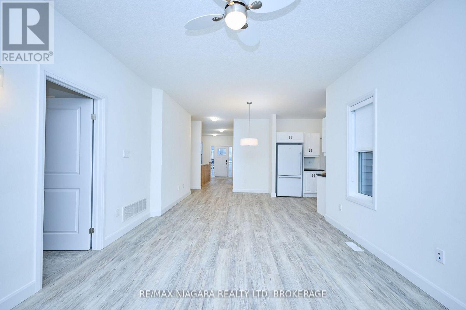 3 Beachwalk Crescent, Fort Erie (Crystal Beach), Ontario  L0S 1B0 - Photo 20 - X12710128