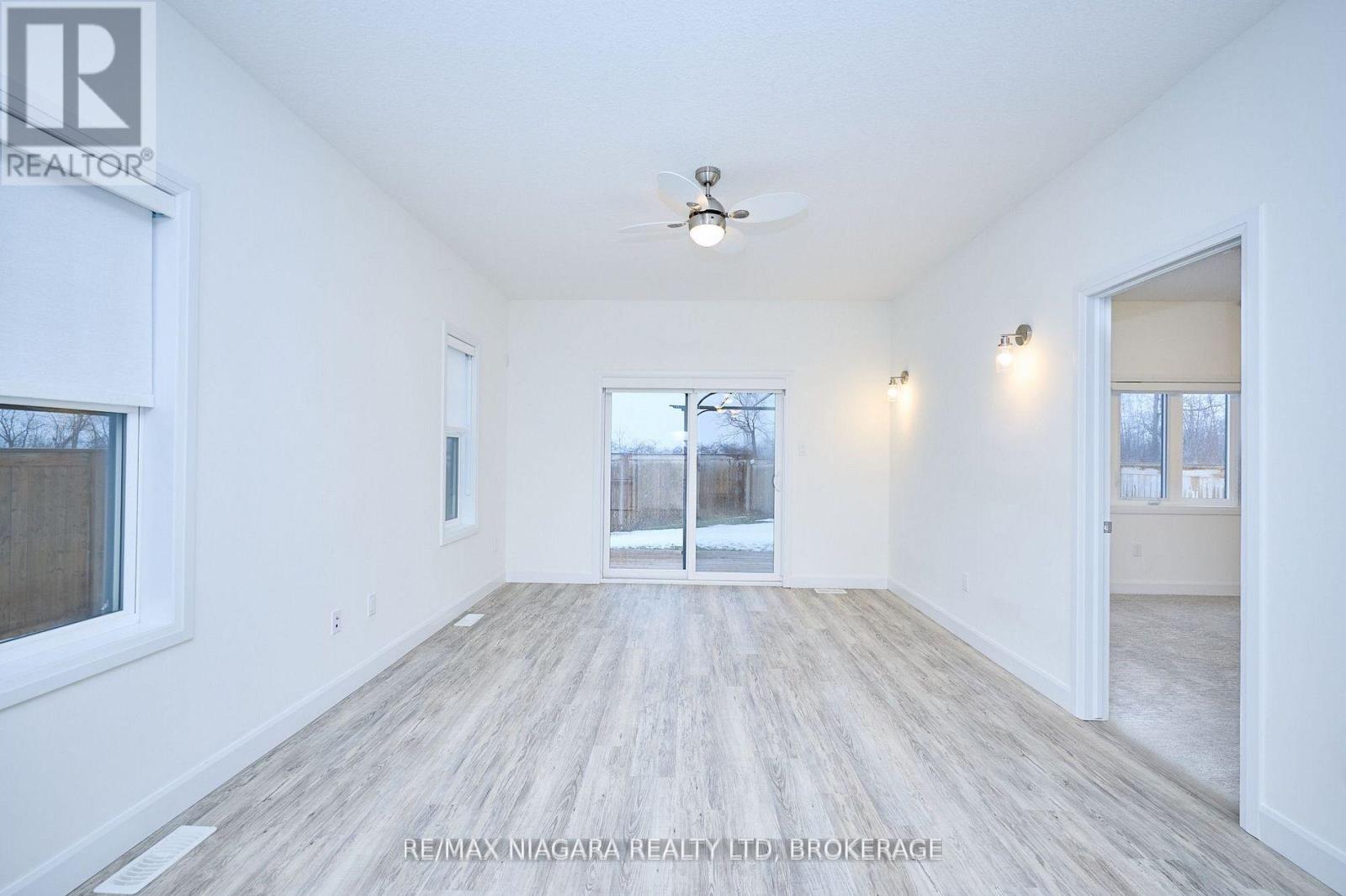 3 Beachwalk Crescent, Fort Erie (Crystal Beach), Ontario  L0S 1B0 - Photo 23 - X12710128