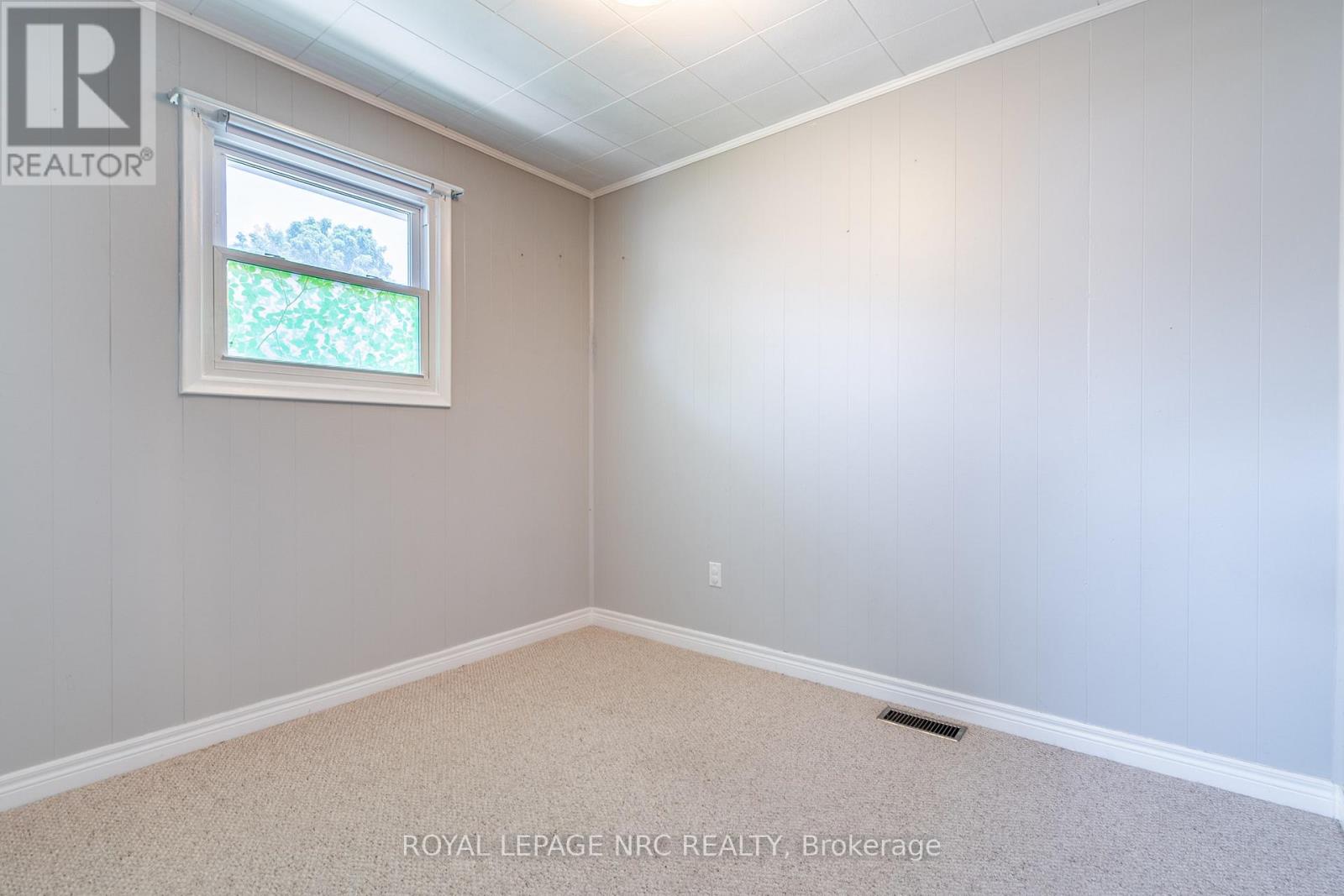 100 Knoll Street, Port Colborne, Ontario  L3K 5A9 - Photo 17 - X12710134