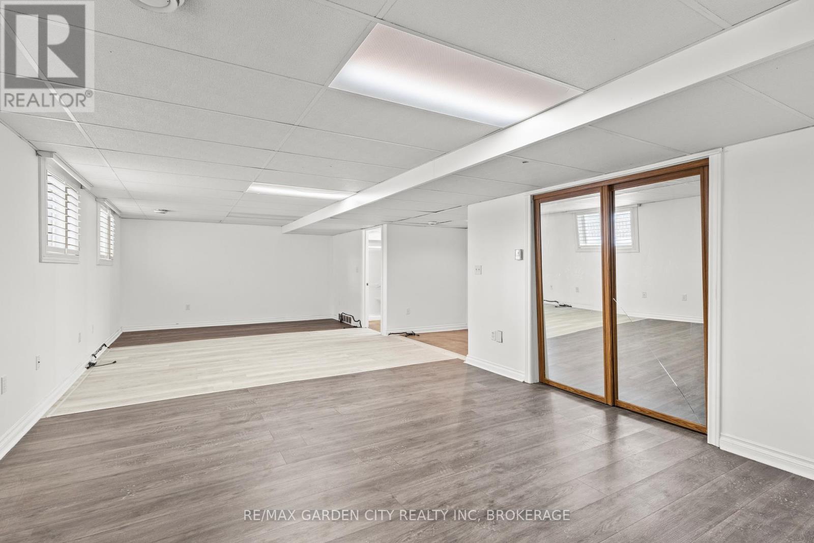 2 - 101 Moffatt Street, St. Catharines (Oakdale), Ontario  L2P 2L6 - Photo 2 - X12710136