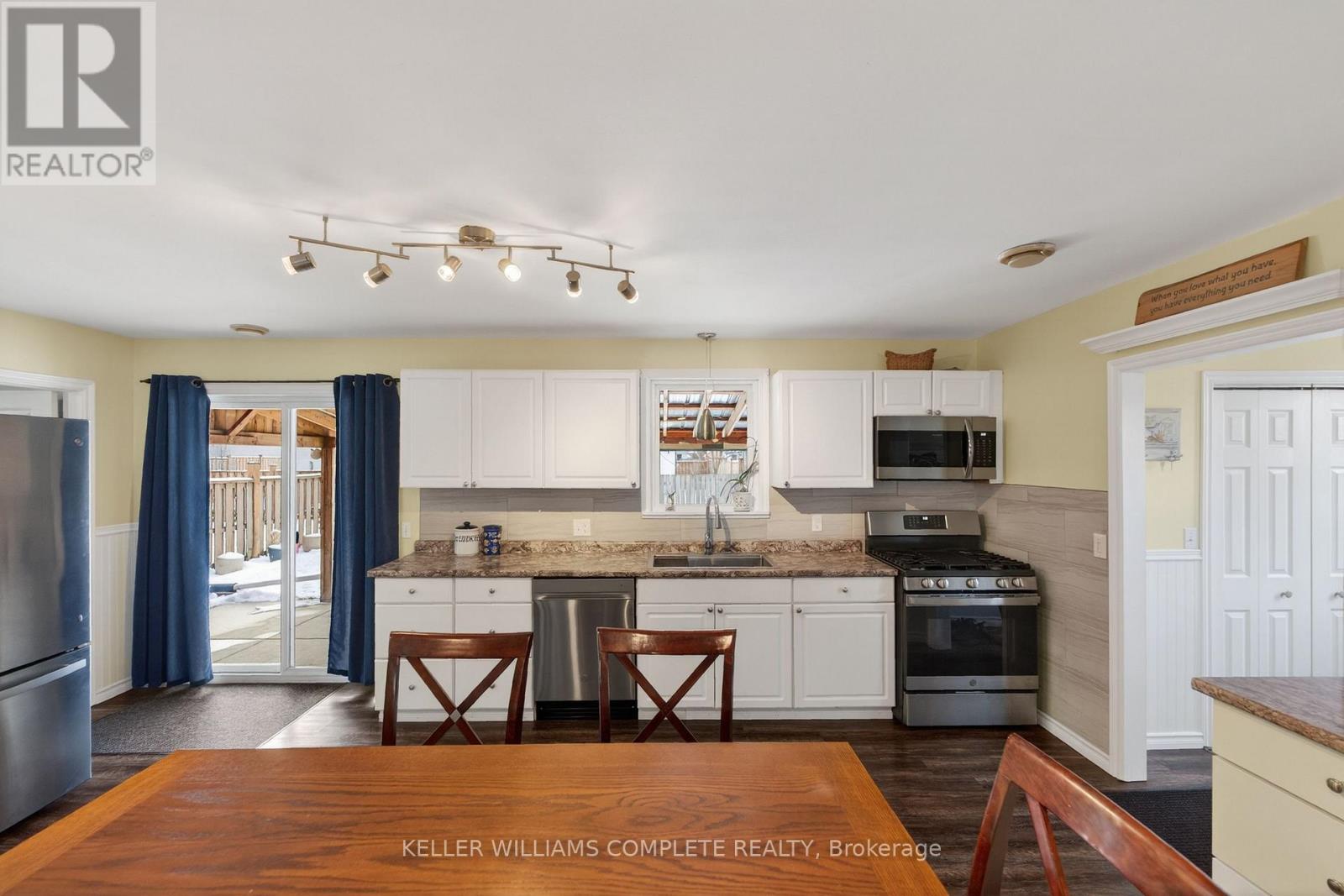 423 Ferndale Avenue, Fort Erie, Ontario  L2A 5C3 - Photo 16 - X12710224