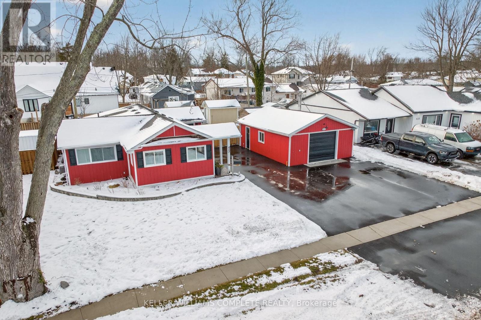 423 Ferndale Avenue, Fort Erie, Ontario  L2A 5C3 - Photo 4 - X12710224