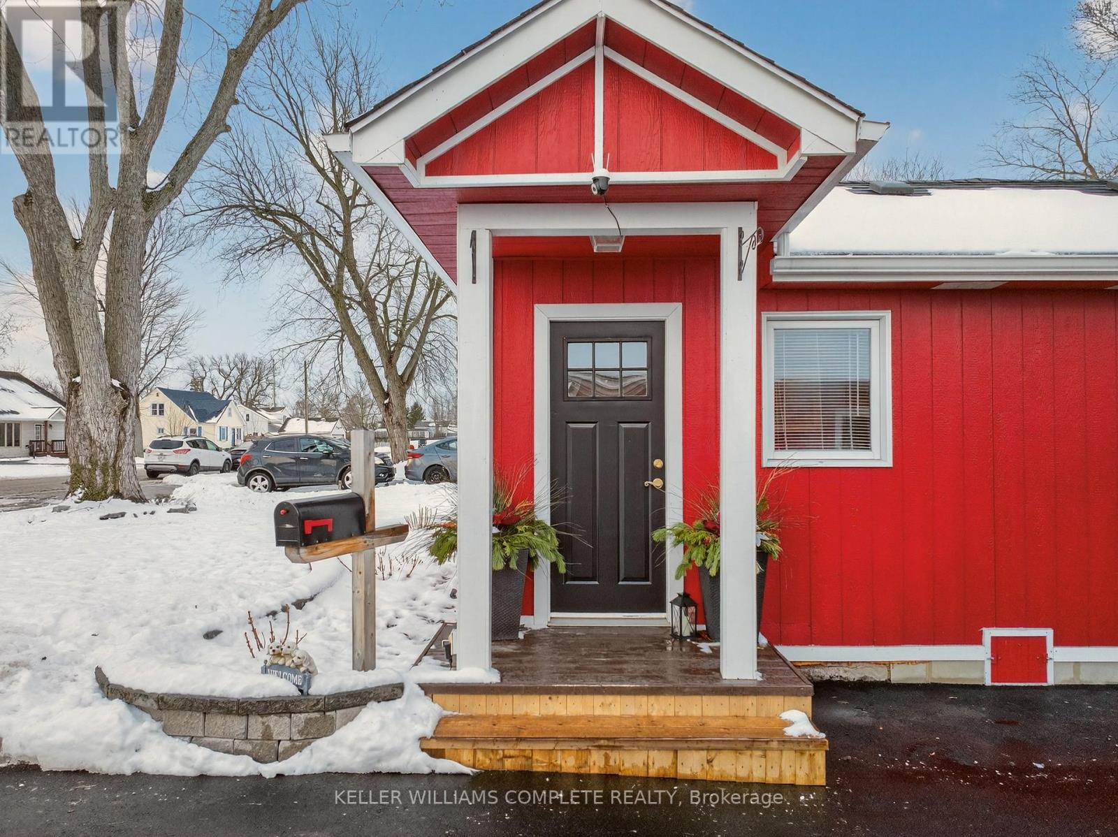 423 Ferndale Avenue, Fort Erie, Ontario  L2A 5C3 - Photo 9 - X12710224