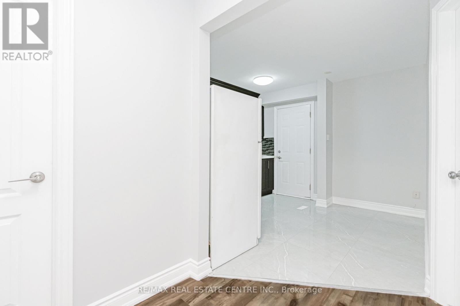 10 Pickard Lane, Brampton, Ontario  L6Y 2M5 - Photo 13 - W12709596