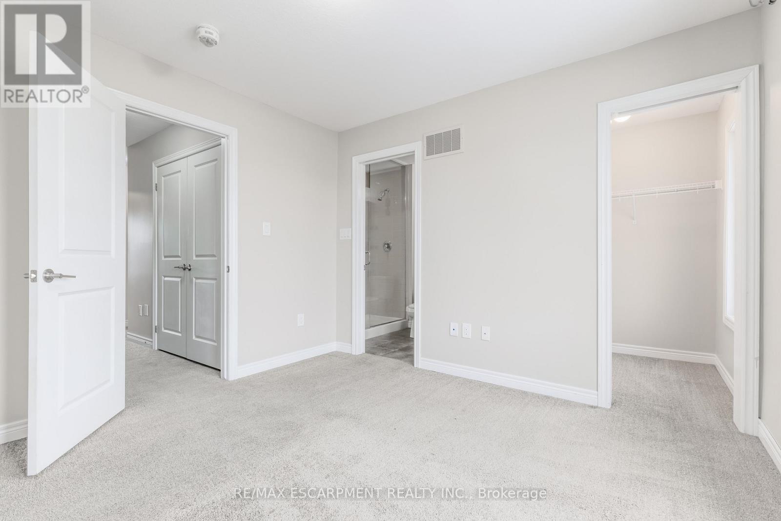 68 Esplanade Lane, Grimsby, Ontario  L3M 0H2 - Photo 20 - X12704206