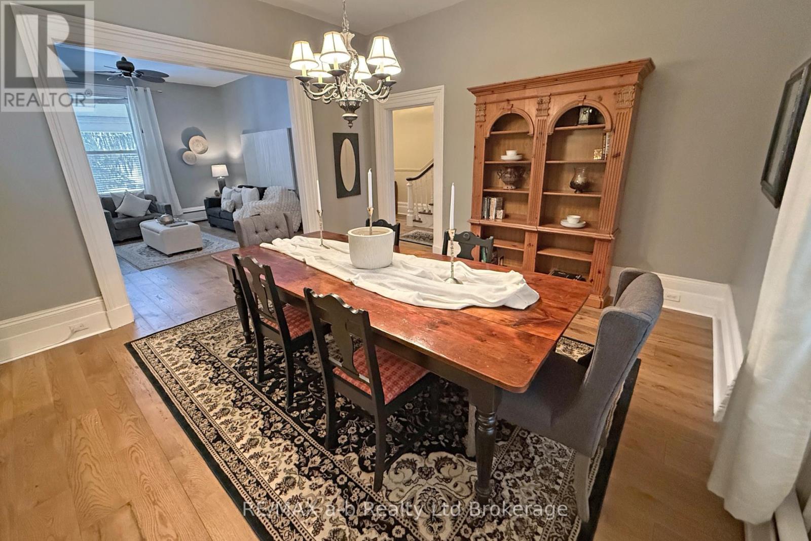 63 Vansittart Avenue, Woodstock, Ontario  N4S 6E3 - Photo 14 - X12705604