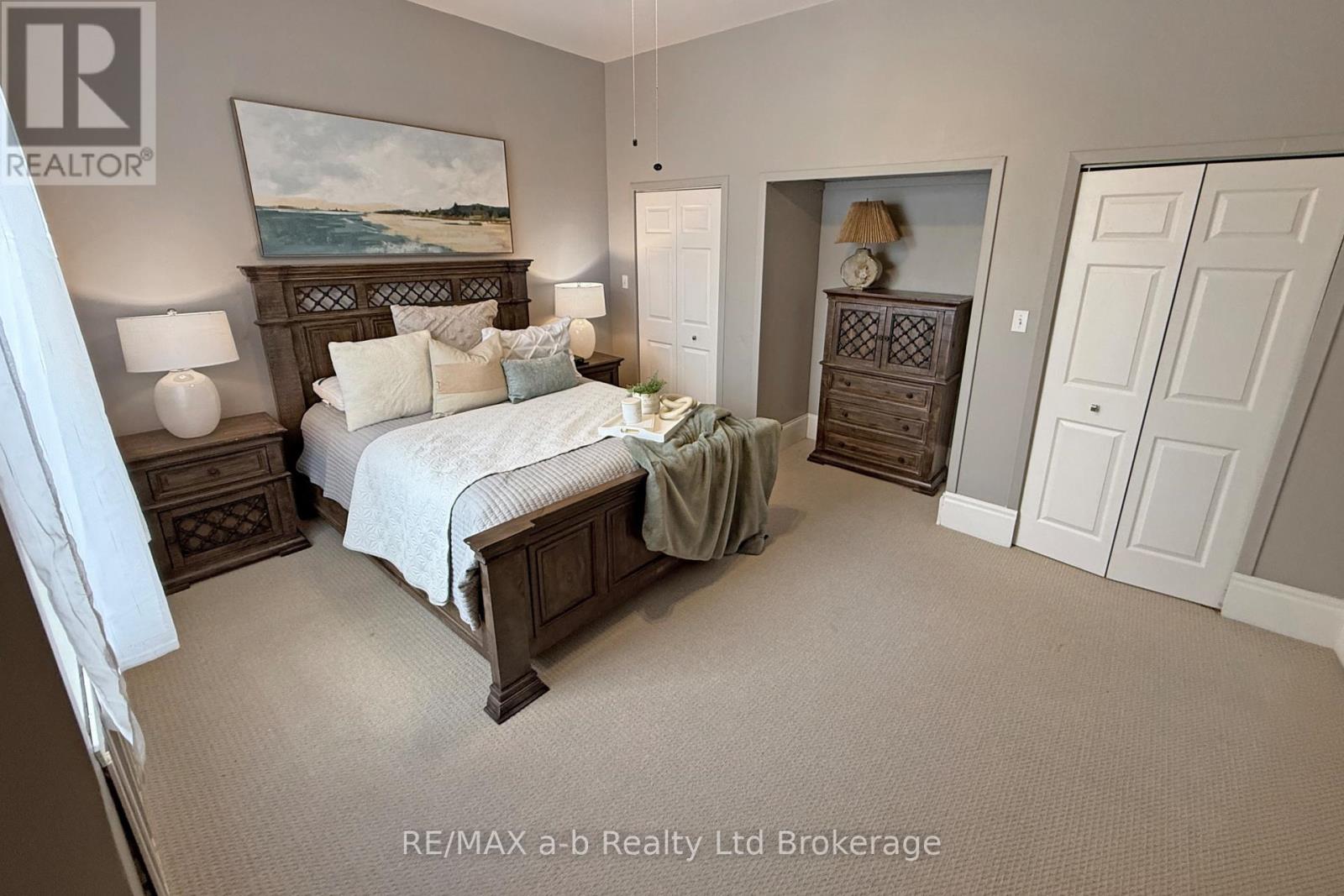 63 Vansittart Avenue, Woodstock, Ontario  N4S 6E3 - Photo 28 - X12705604