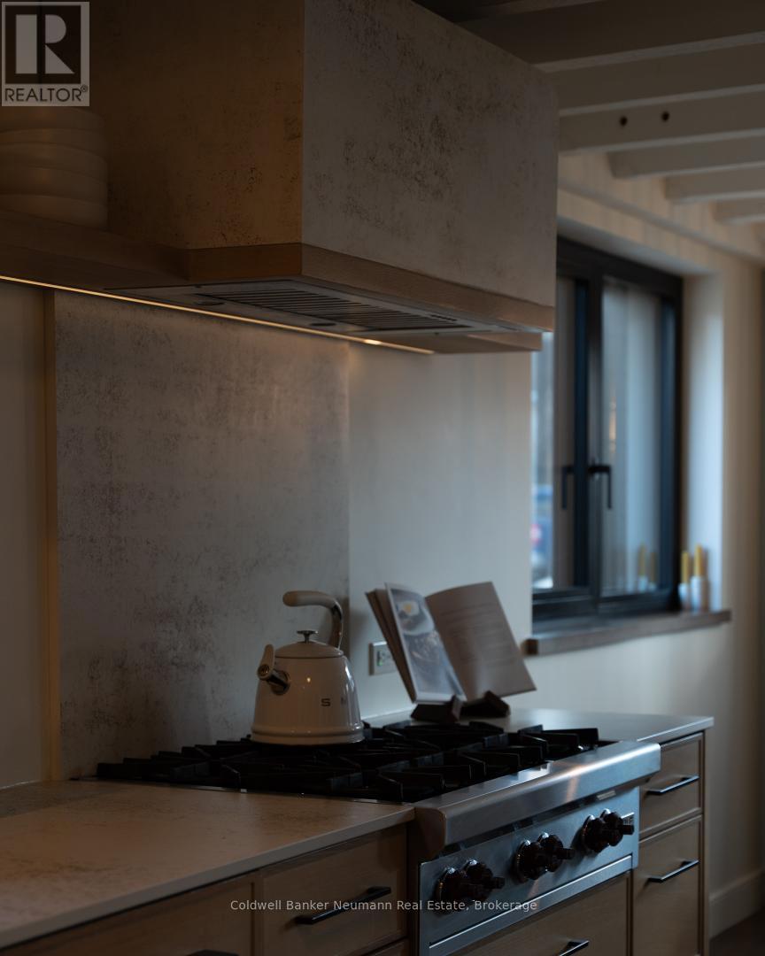 596-598 Arkell Road, Puslinch, Ontario  N0B 1C0 - Photo 30 - X12710116