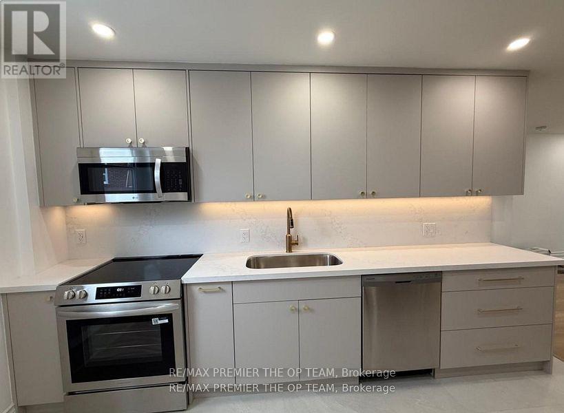 Upper Level - 54 Vaughan Road, Toronto, Ontario  M6G 2N4 - Photo 1 - C12710176