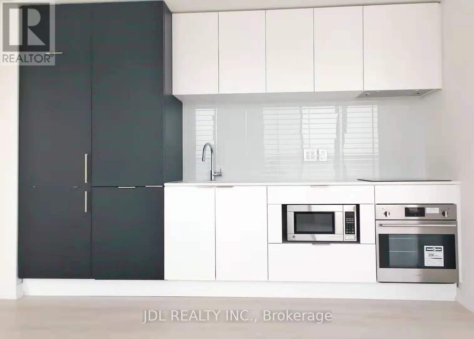 2803 - 33 Helendale Avenue, Toronto, Ontario  M4R 0A3 - Photo 2 - C12710204