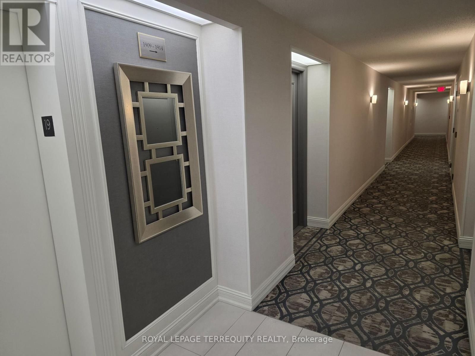 1909 - 35 Kingsbridge Garden Circle, Mississauga, Ontario  L5R 3Z5 - Photo 8 - W12707394