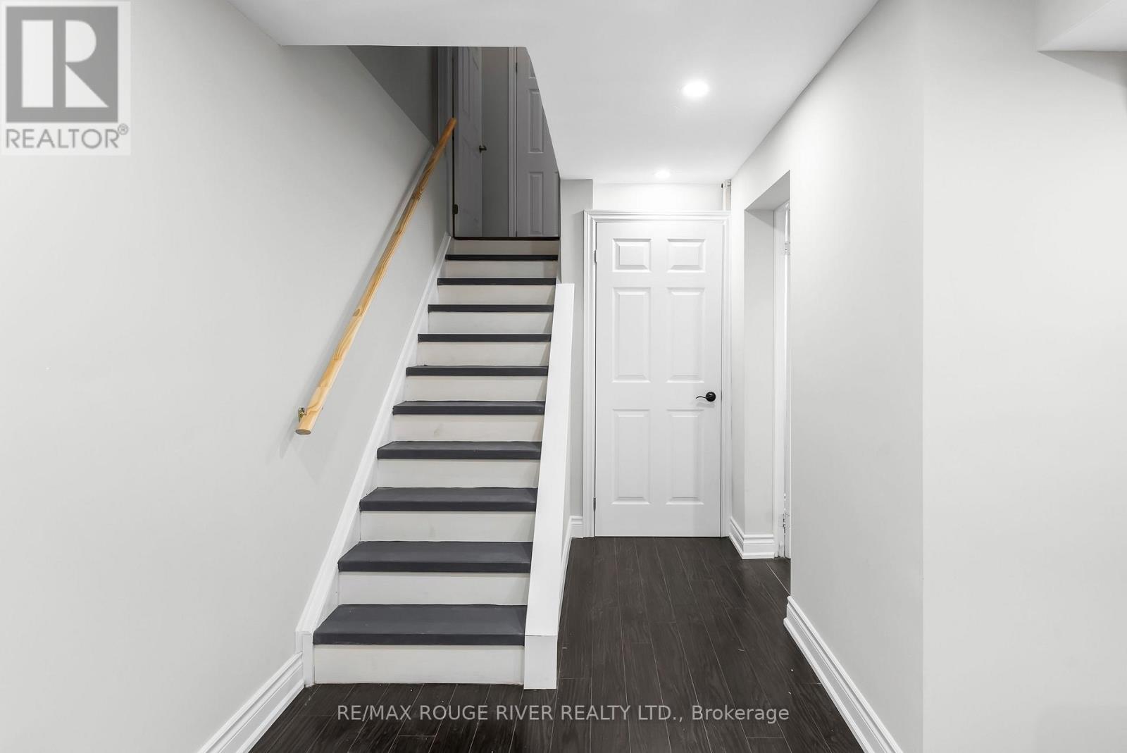 1137 Enchanted Crescent, Pickering, Ontario  L1X 0H1 - Photo 28 - E12710172