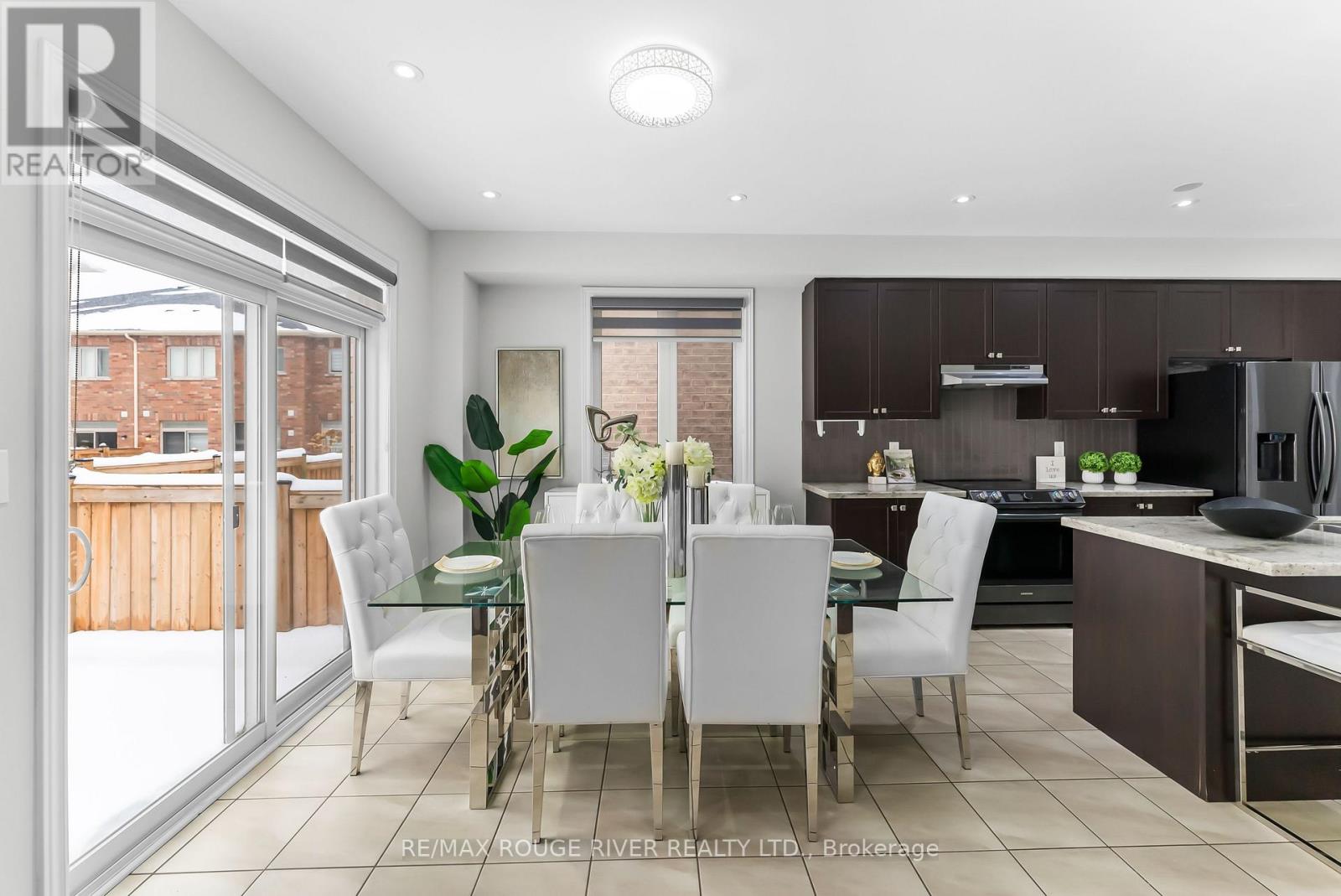 1137 Enchanted Crescent, Pickering, Ontario  L1X 0H1 - Photo 9 - E12710172