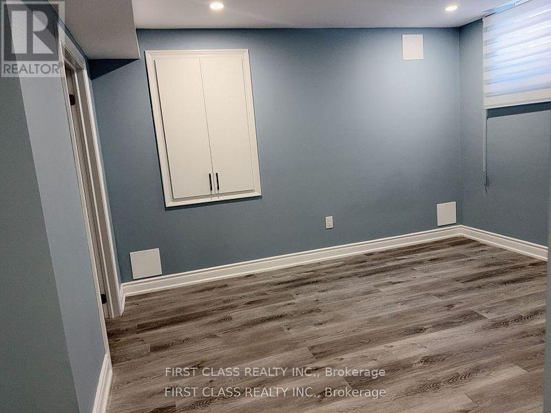 44 Whippletree Drive, East Gwillimbury, Ontario  L9N 0X1 - Photo 10 - N12710230