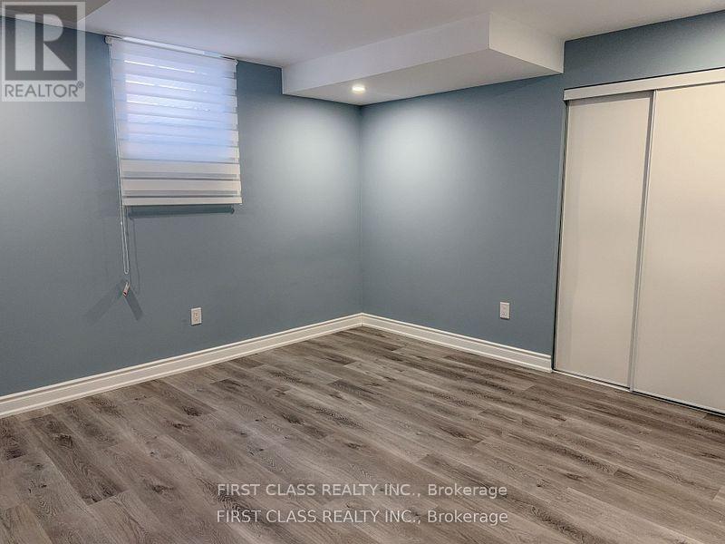 44 Whippletree Drive, East Gwillimbury, Ontario  L9N 0X1 - Photo 5 - N12710230