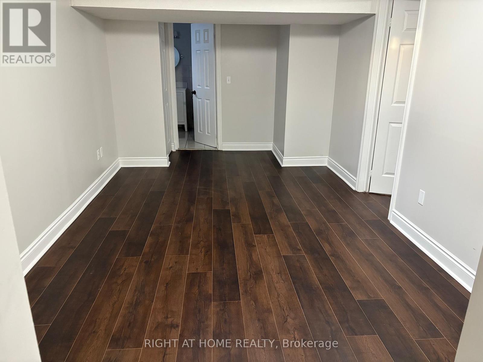 65 Andrew Park, Vaughan, Ontario  L4L 1E8 - Photo 5 - N12710234