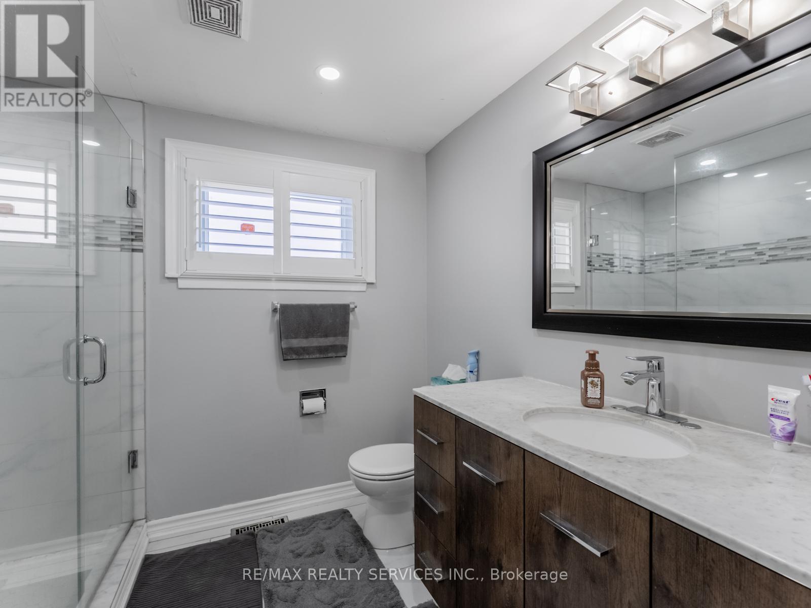 14 Belmont Drive, Brampton, Ontario  L6T 2K3 - Photo 21 - W12710160