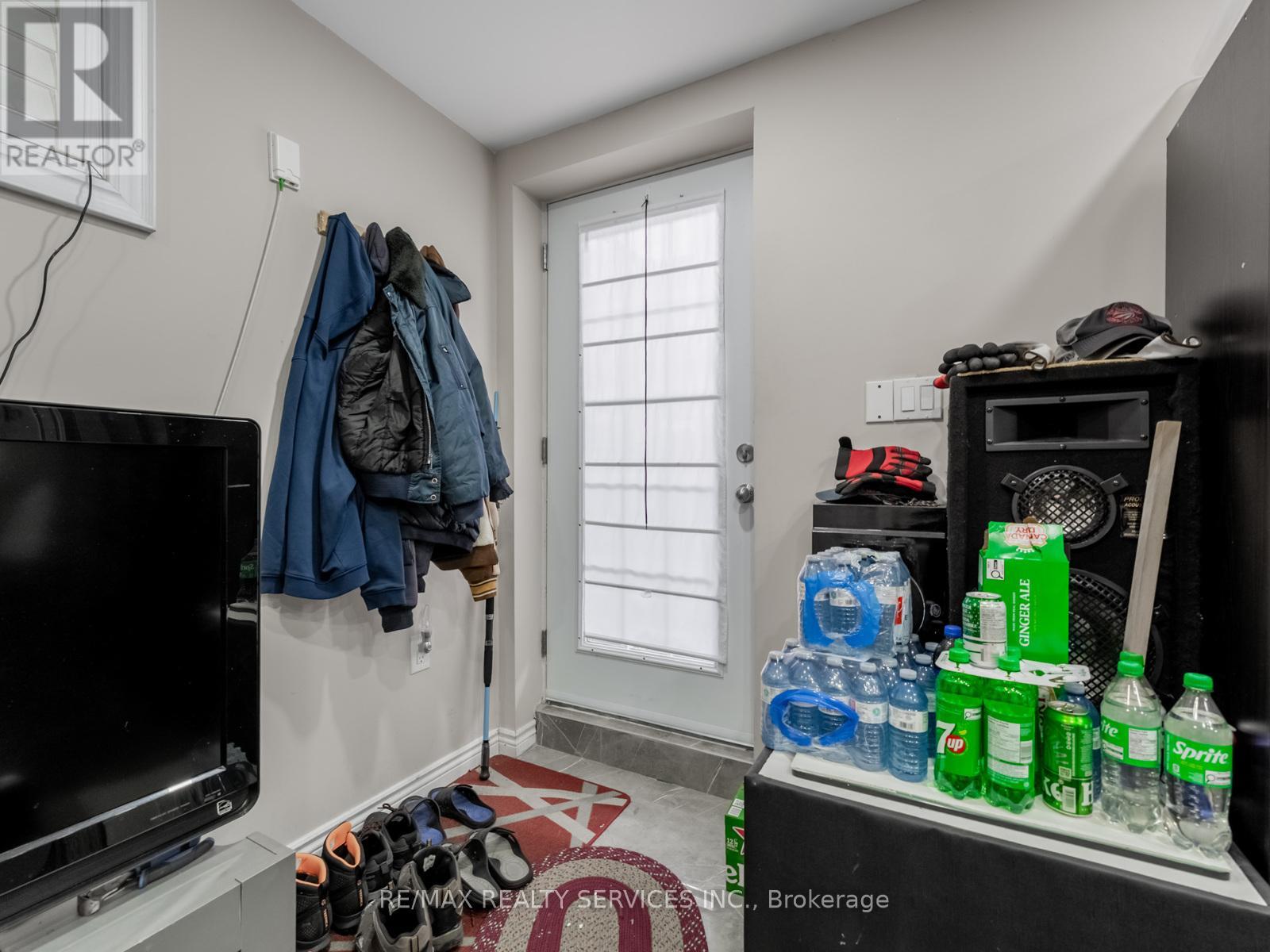 14 Belmont Drive, Brampton, Ontario  L6T 2K3 - Photo 23 - W12710160