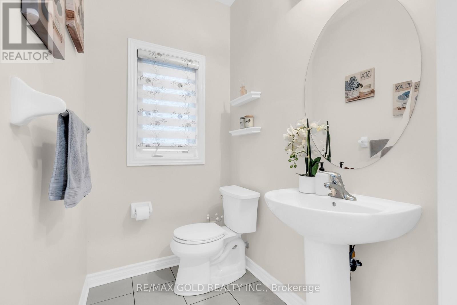 25 Newhouse Boulevard, Caledon, Ontario  L7C 4A2 - Photo 33 - W12710170