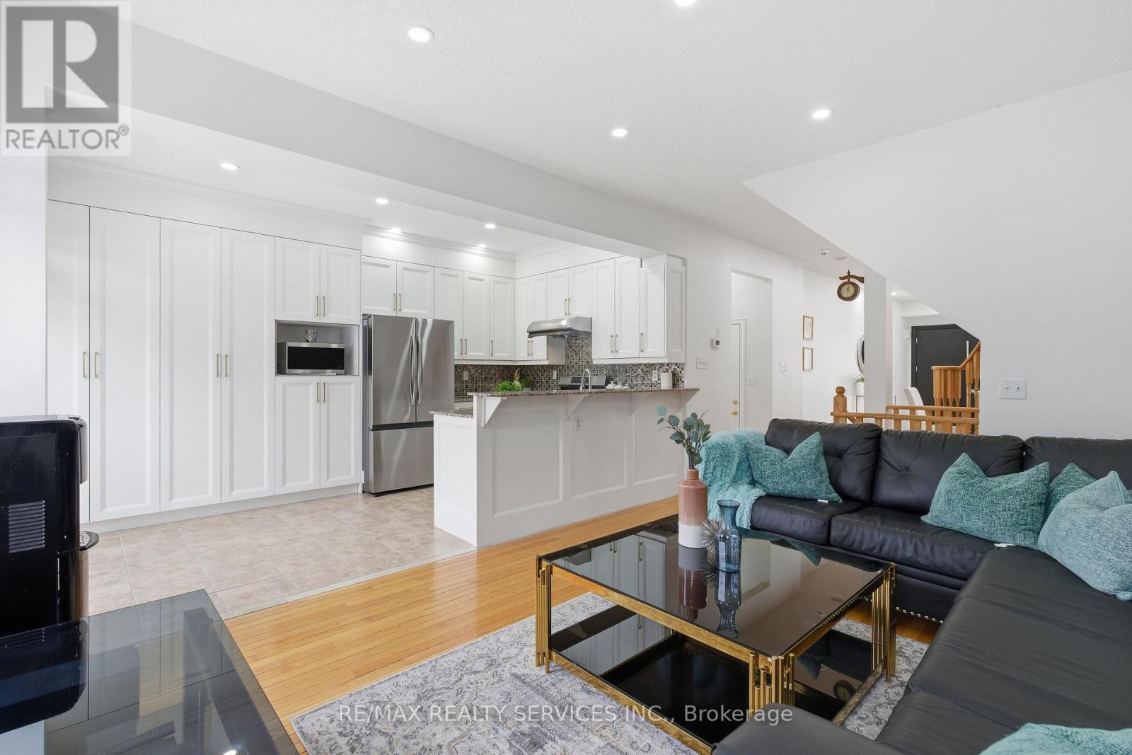 108 Amaranth Crescent, Brampton, Ontario  L7A 0L5 - Photo 15 - W12710178