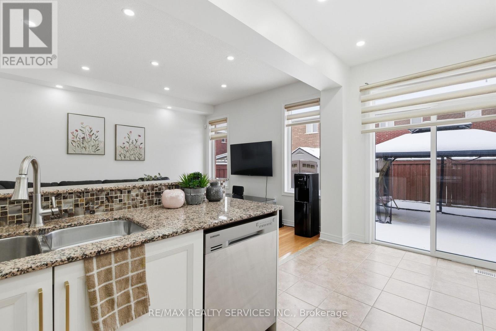 108 Amaranth Crescent, Brampton, Ontario  L7A 0L5 - Photo 19 - W12710178