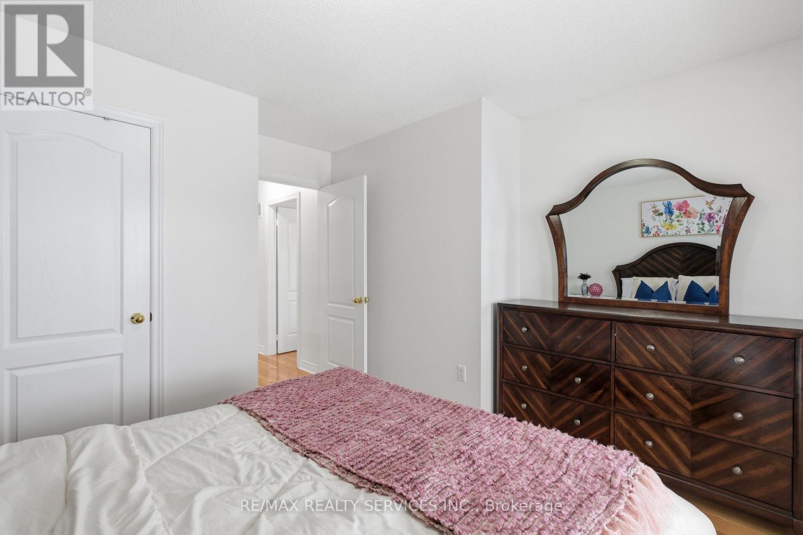 108 Amaranth Crescent, Brampton, Ontario  L7A 0L5 - Photo 30 - W12710178