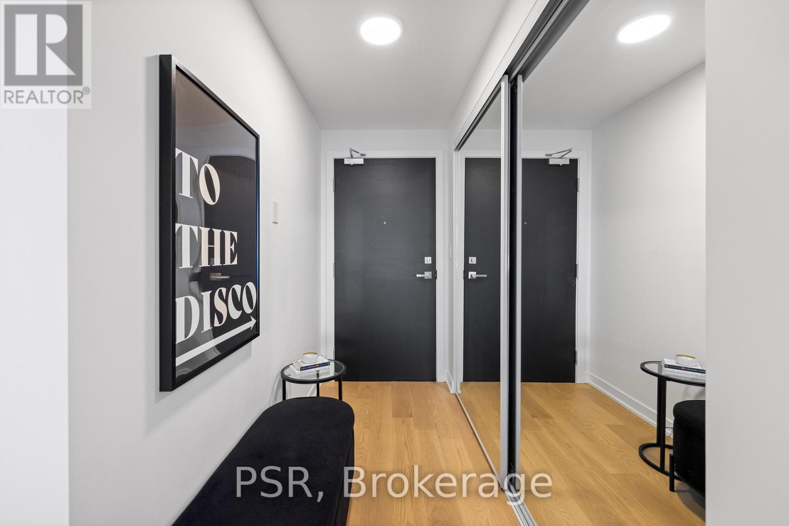 610 - 430 Roncesvalles Avenue, Toronto, Ontario  M6R 0A6 - Photo 14 - W12710200