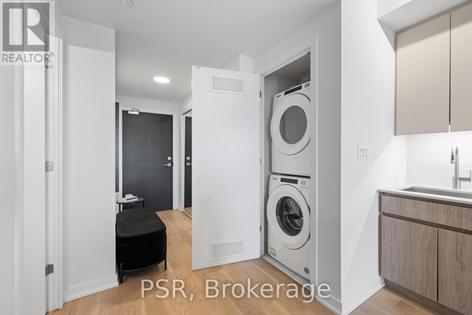 610 - 430 Roncesvalles Avenue, Toronto, Ontario  M6R 0A6 - Photo 15 - W12710200