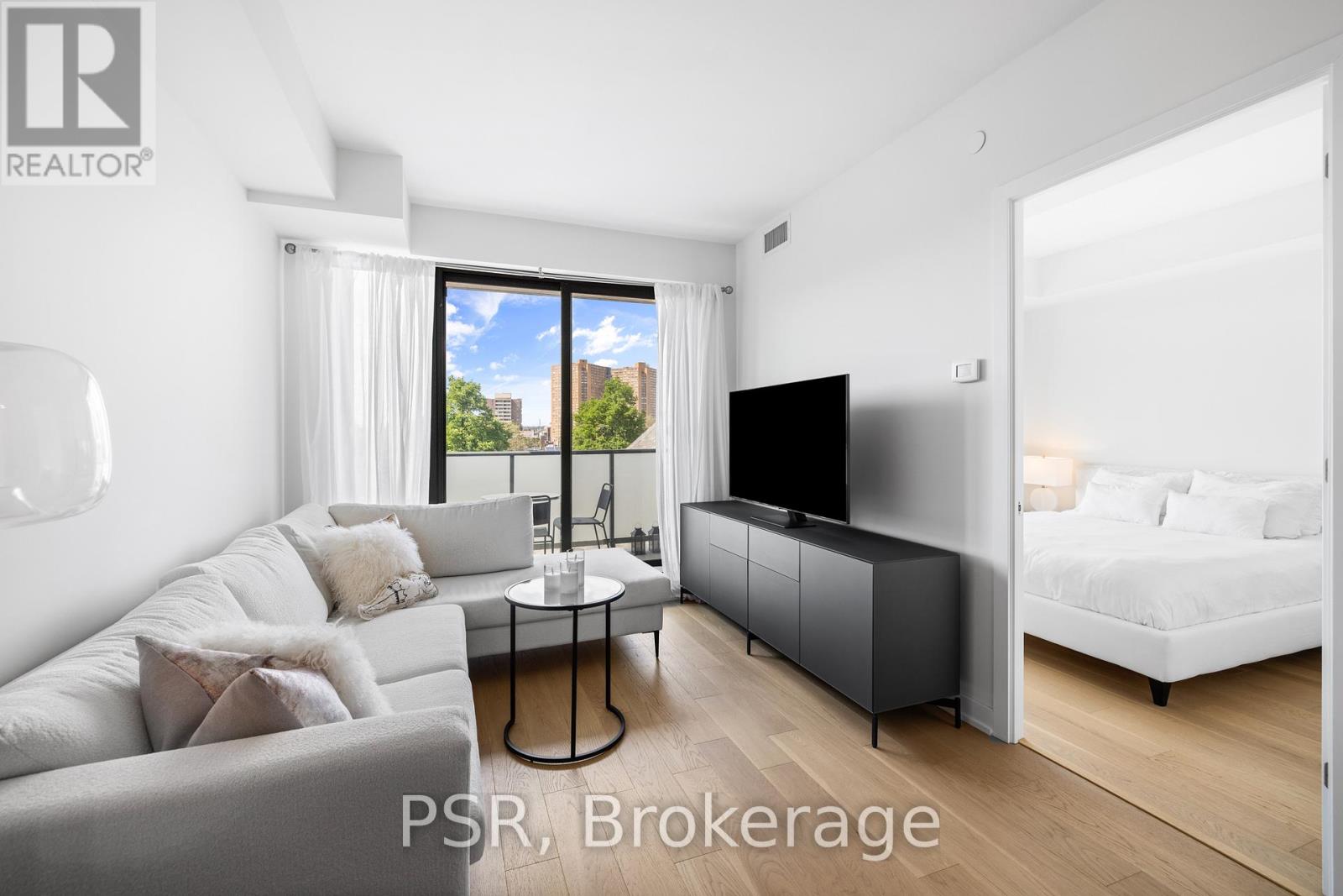 610 - 430 Roncesvalles Avenue, Toronto, Ontario  M6R 0A6 - Photo 2 - W12710200