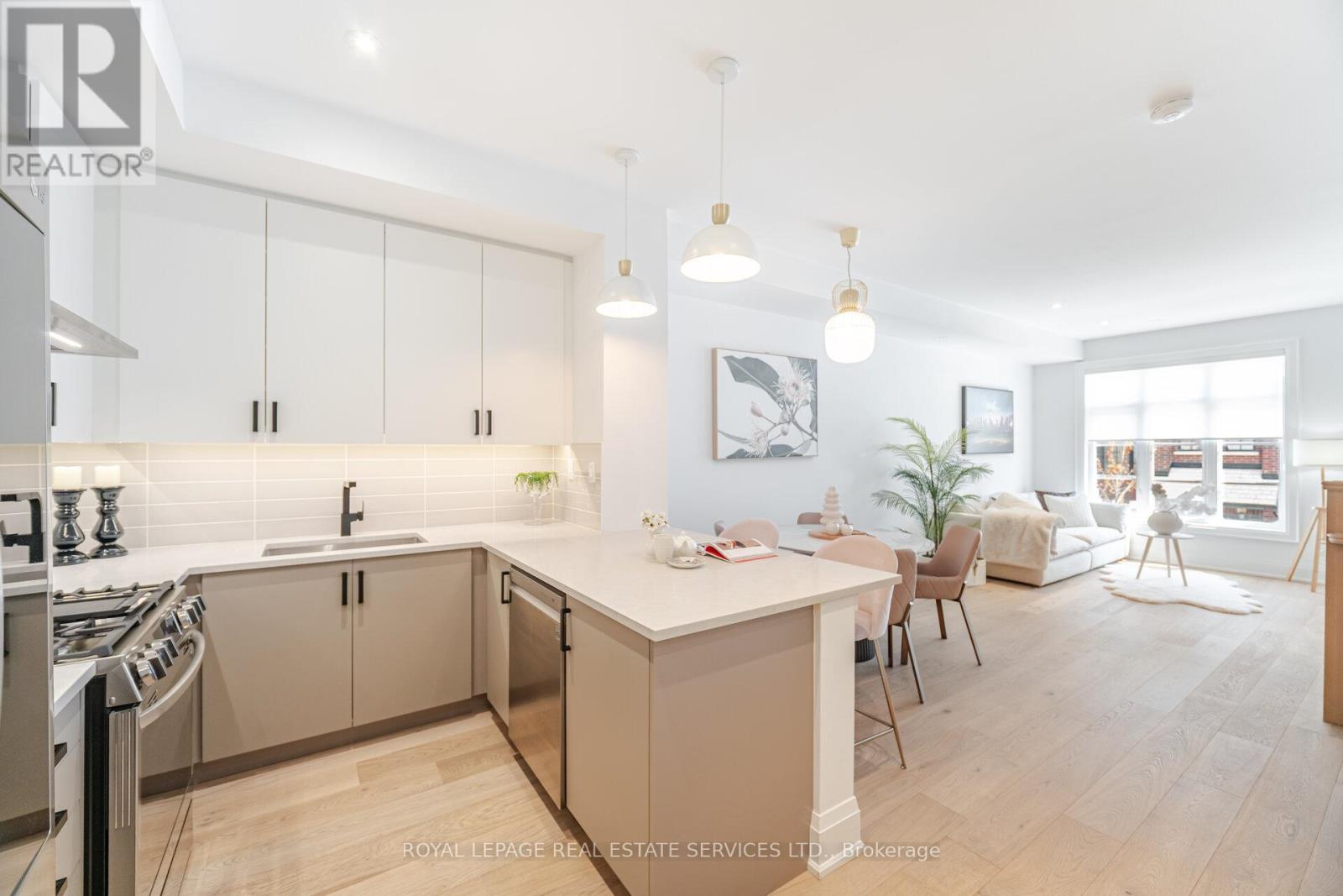 78 - 15 Lunar Crescent, Mississauga, Ontario  L5M 2R6 - Photo 7 - W12710244