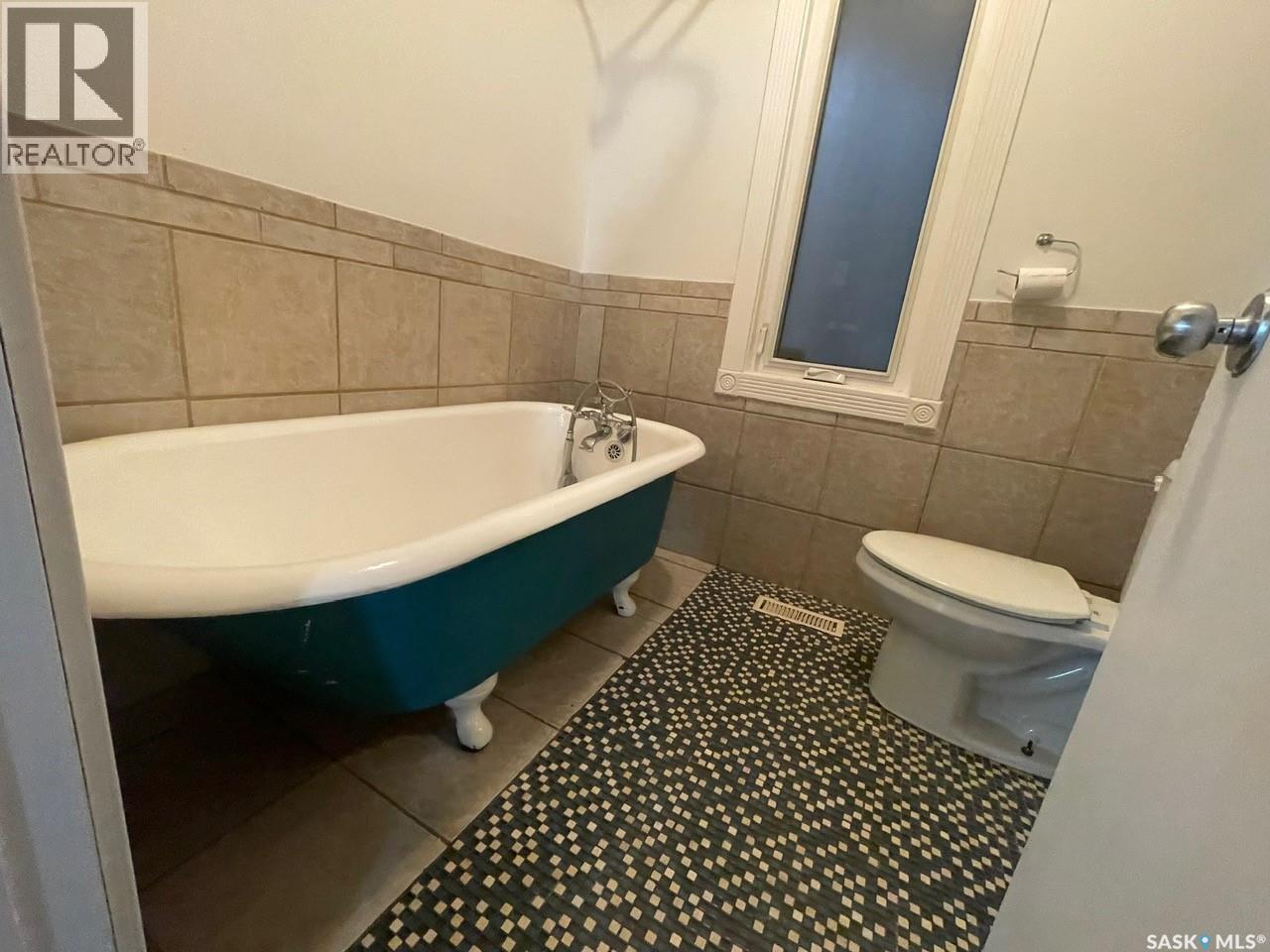 2172 Wallace Street, Regina, Saskatchewan  S4N 4A5 - Photo 12 - SK027027