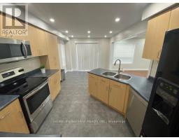 43 CATHERINE DRIVE, Barrie, Ontario