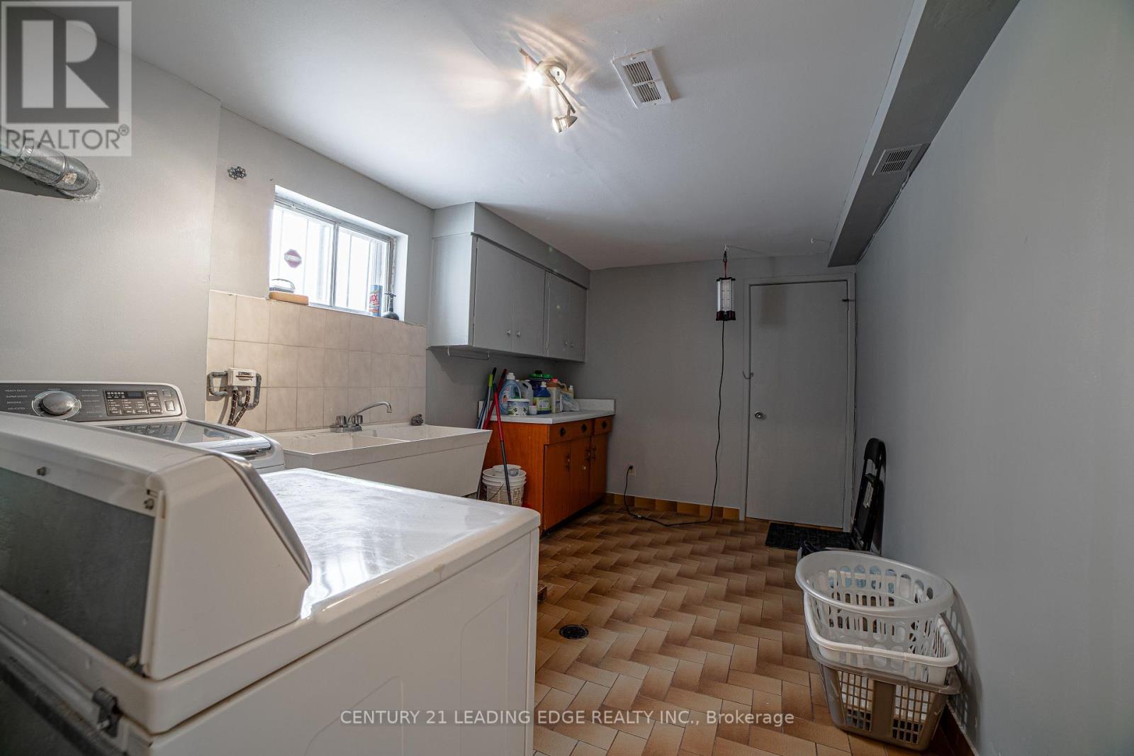 34 Ikley Road, Toronto, Ontario  M3J 1C6 - Photo 24 - W12708960