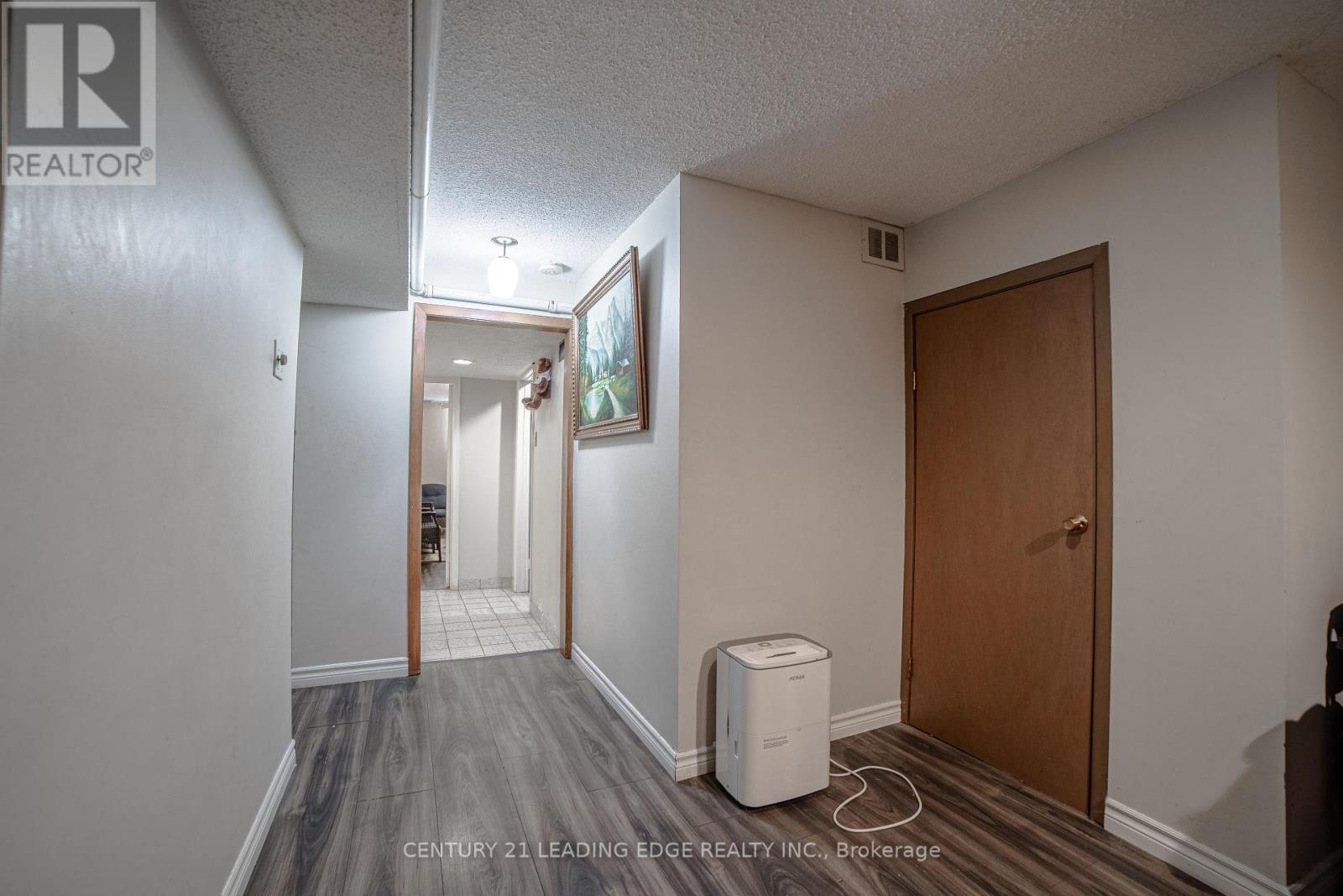 34 Ikley Road, Toronto, Ontario  M3J 1C6 - Photo 29 - W12708960