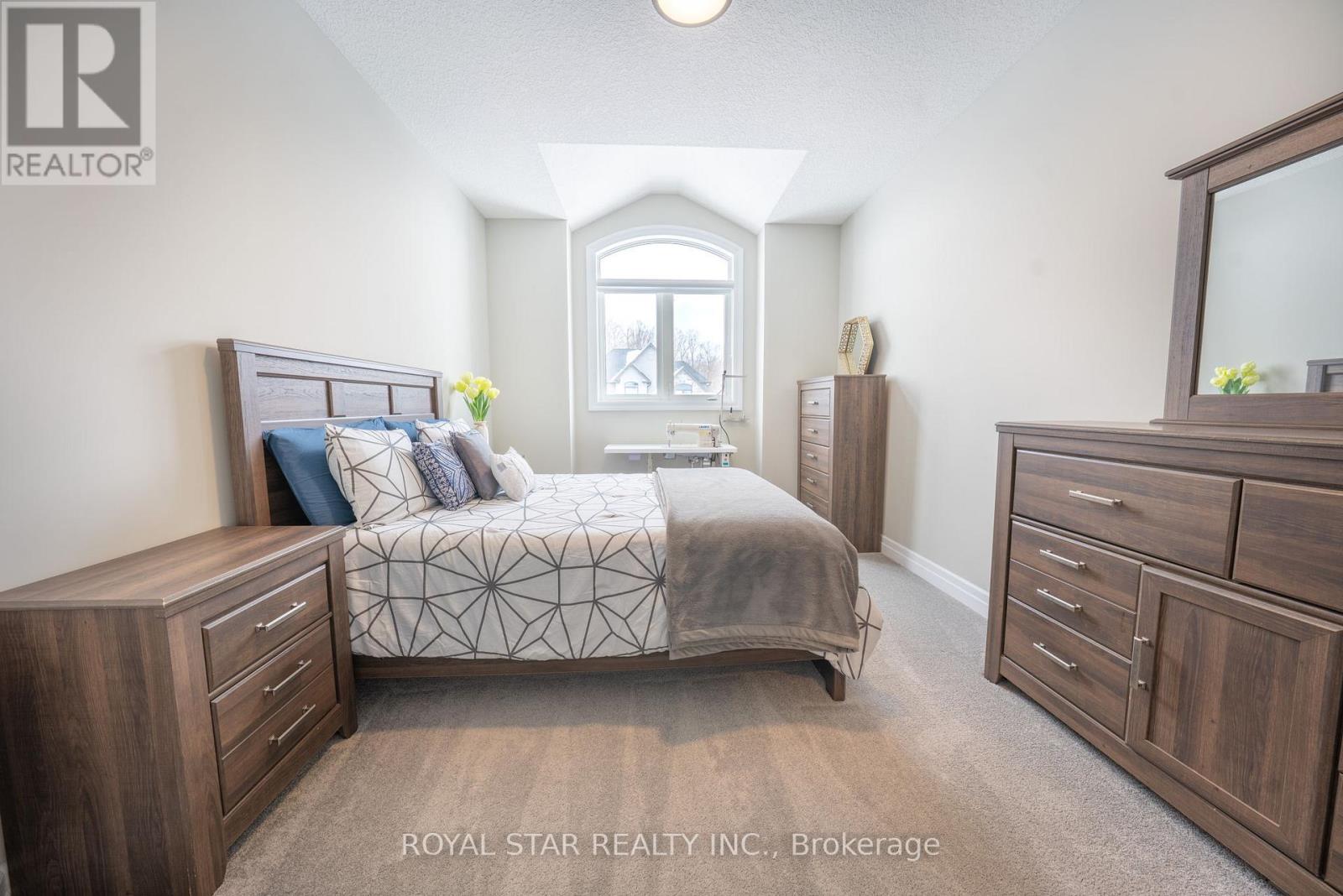 325 Masters Drive, Woodstock, Ontario  N4T 0L2 - Photo 26 - X12710156