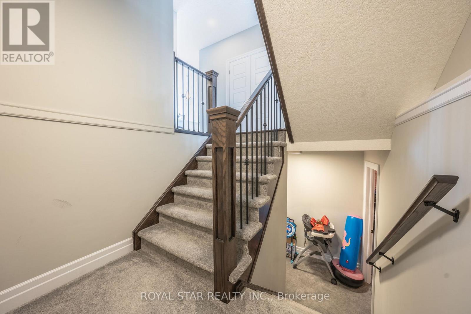 325 Masters Drive, Woodstock, Ontario  N4T 0L2 - Photo 37 - X12710156