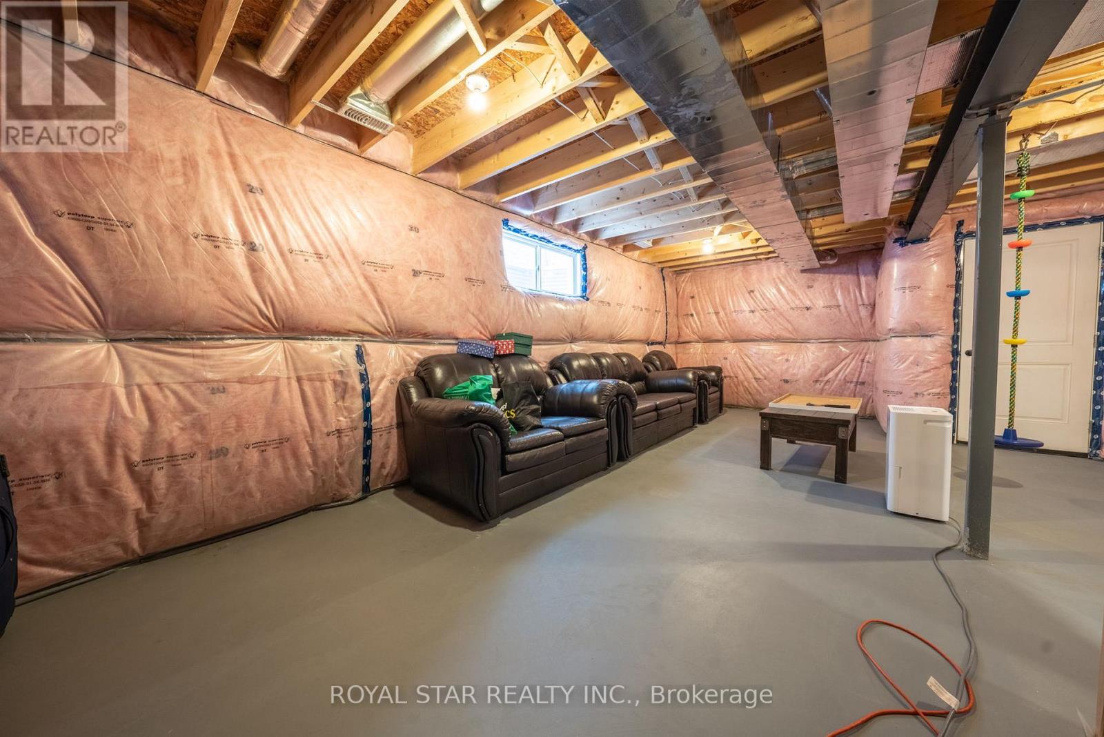 325 Masters Drive, Woodstock, Ontario  N4T 0L2 - Photo 39 - X12710156