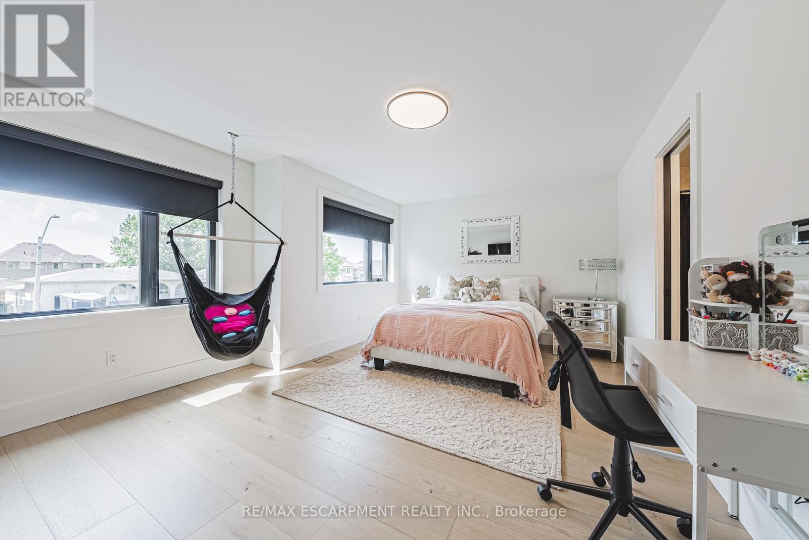 135 Eleanor Avenue, Hamilton, Ontario  L8W 1C7 - Photo 25 - X12710186