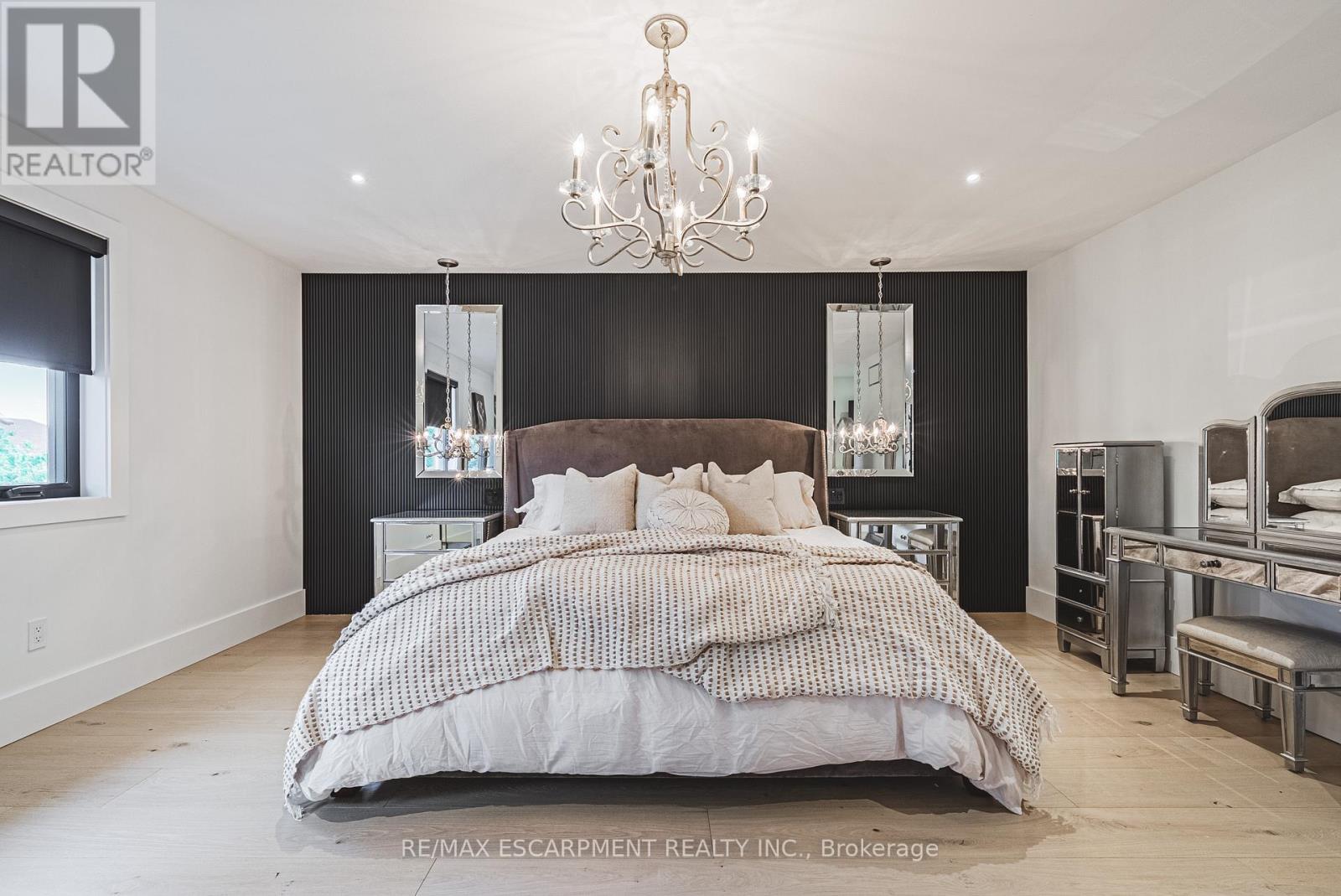 135 Eleanor Avenue, Hamilton, Ontario  L8W 1C7 - Photo 35 - X12710186