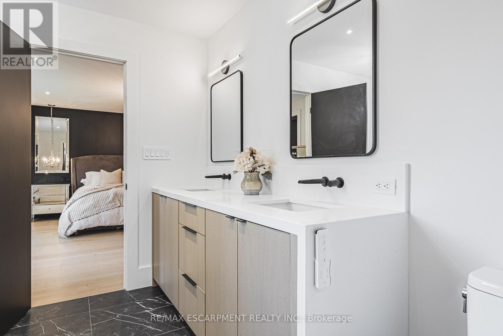 135 Eleanor Avenue, Hamilton, Ontario  L8W 1C7 - Photo 37 - X12710186