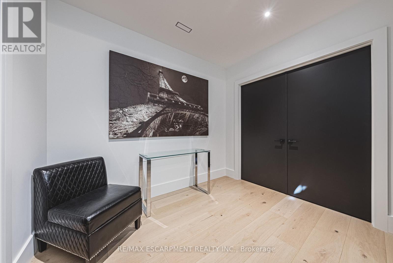 135 Eleanor Avenue, Hamilton, Ontario  L8W 1C7 - Photo 45 - X12710186