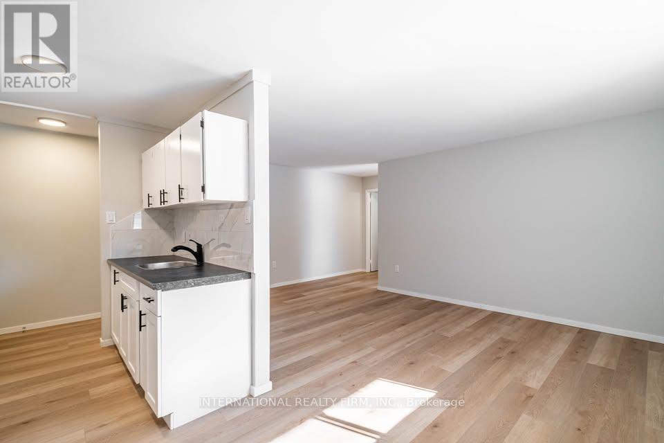 77 East Street E, St. Thomas, Ontario  N5P 2R4 - Photo 2 - X12710188