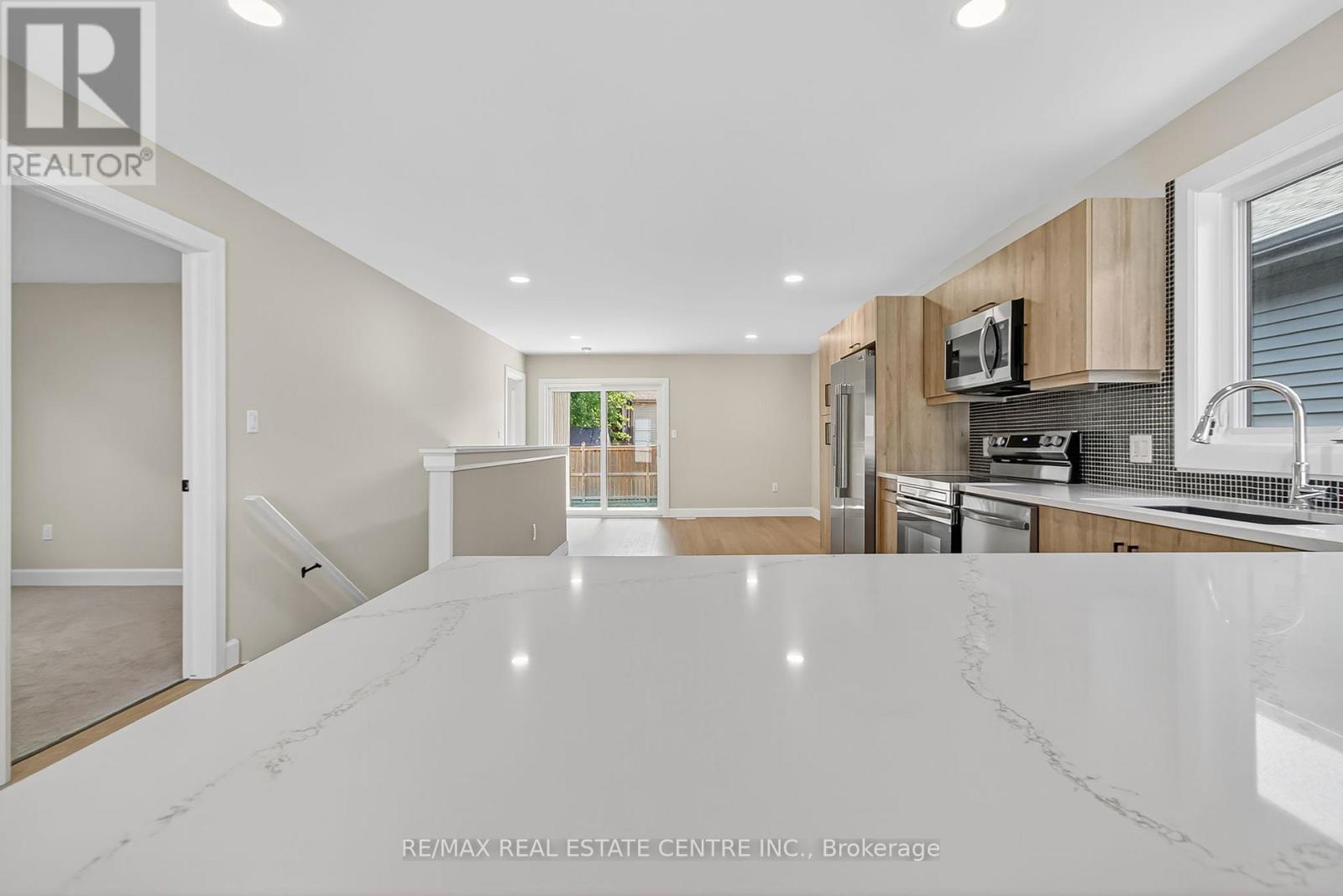 93 Moonstone Crescent, Chatham-Kent, Ontario  N7M 0S2 - Photo 7 - X12710240