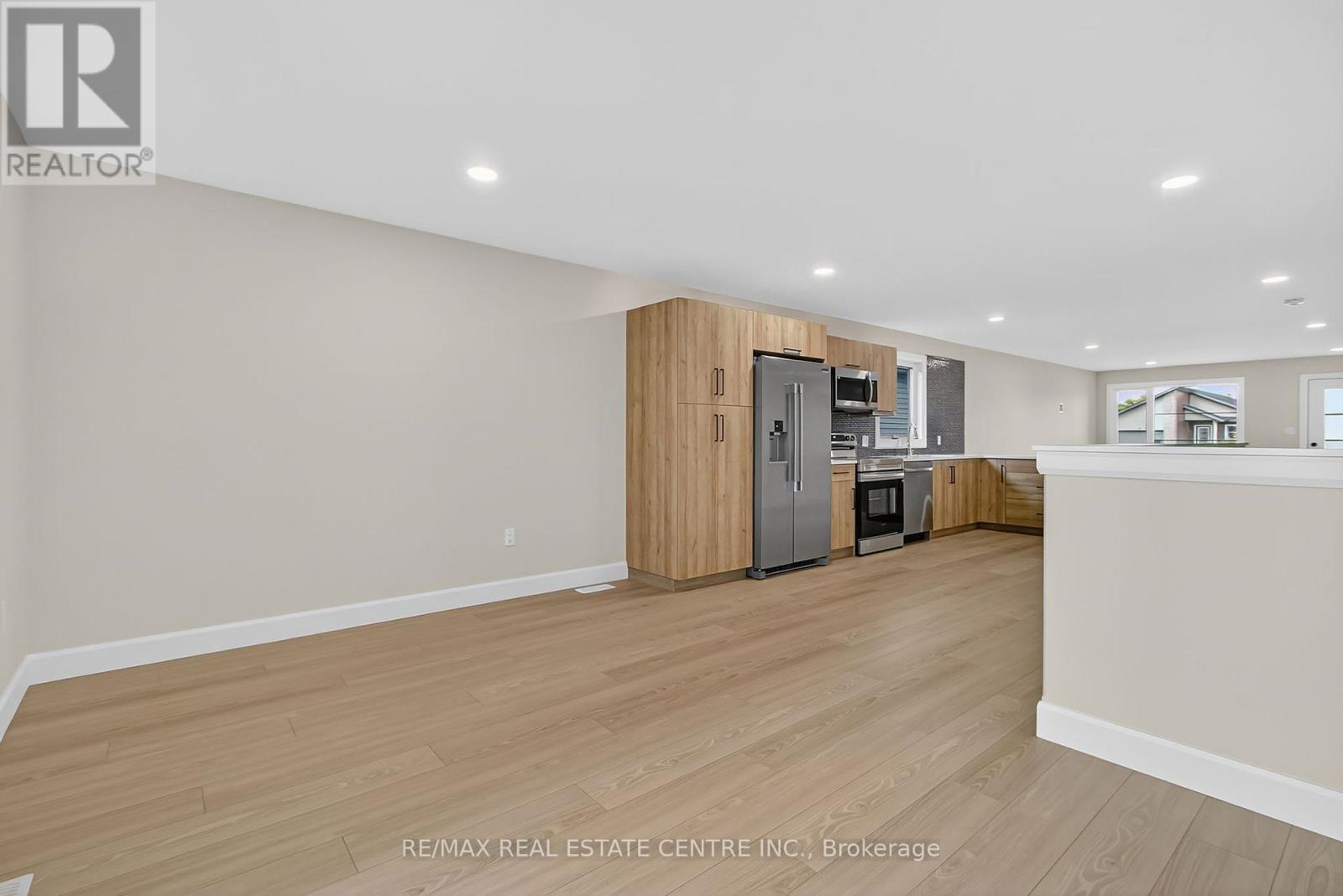 93 Moonstone Crescent, Chatham-Kent, Ontario  N7M 0S2 - Photo 8 - X12710240