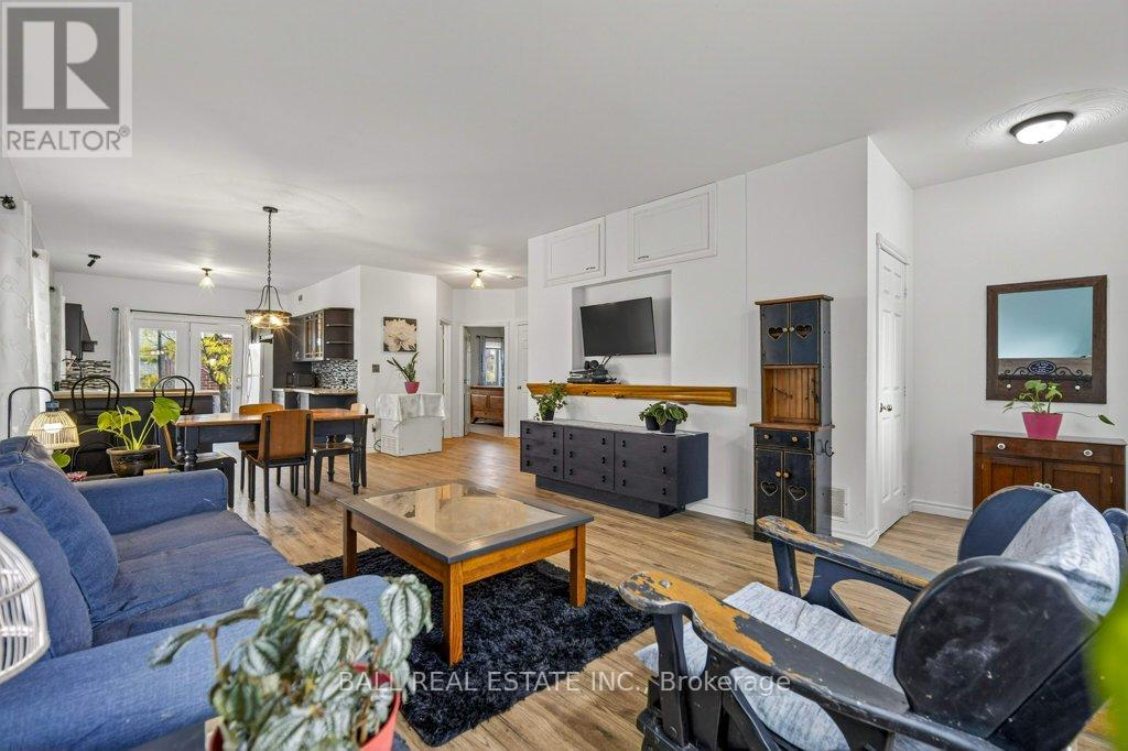 116 Adelaide Street S, Kawartha Lakes, Ontario  K9V 0B7 - Photo 6 - X12710410