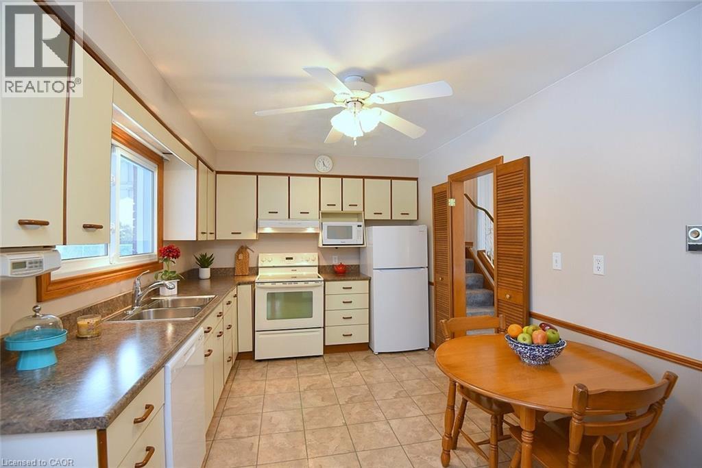 23 Lynndale Drive, Dundas, Ontario  L9H 3L4 - Photo 15 - 40793967