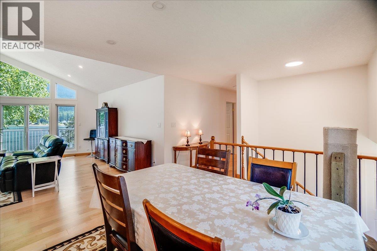 7620 3a Highway, Balfour, British Columbia  V0G 1C0 - Photo 10 - 10371520