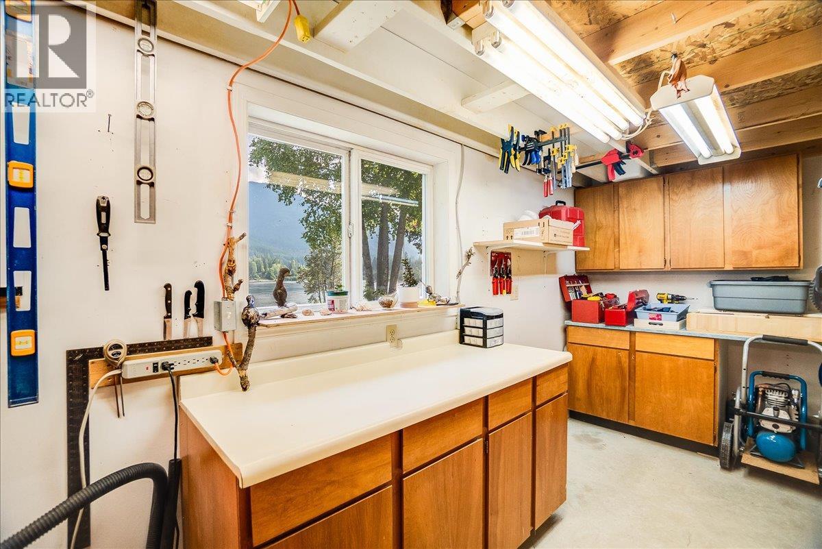 7620 3a Highway, Balfour, British Columbia  V0G 1C0 - Photo 37 - 10371520