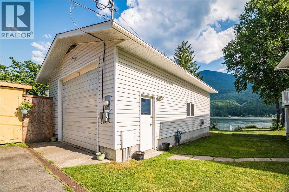 7620 3a Highway, Balfour, British Columbia  V0G 1C0 - Photo 35 - 10371520