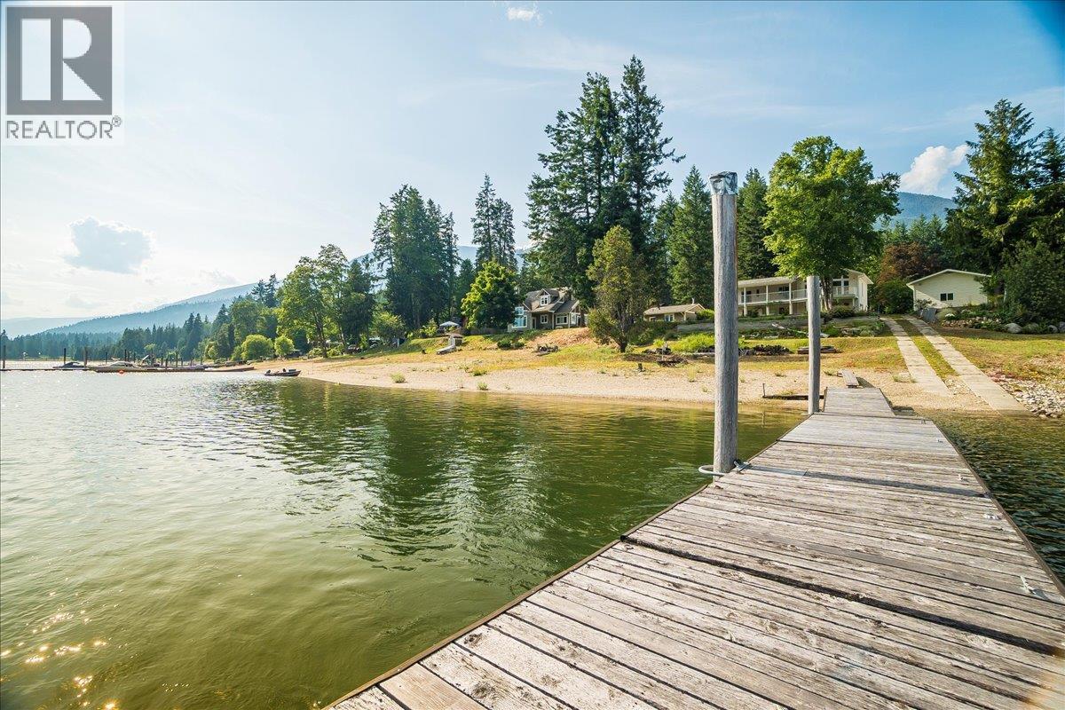 7620 3a Highway, Balfour, British Columbia  V0G 1C0 - Photo 3 - 10371520